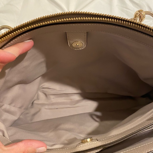 Coach Bag - Picture 2 of 10